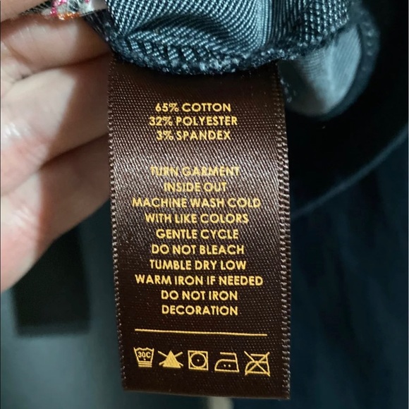 Multiples Embroidered Button Down Cropped Denim Jacket Sz SP - Picture 7 of 9